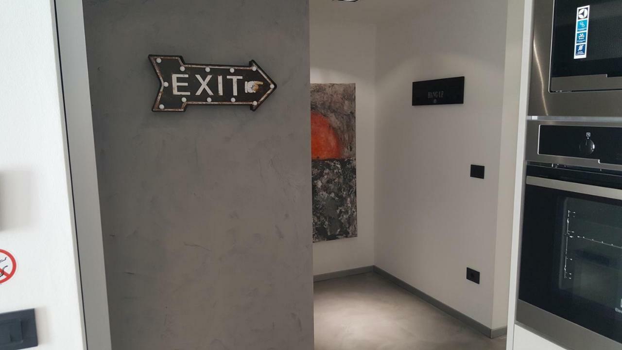 Apartman Vip, With Free Garage Parking Pula Bagian luar foto