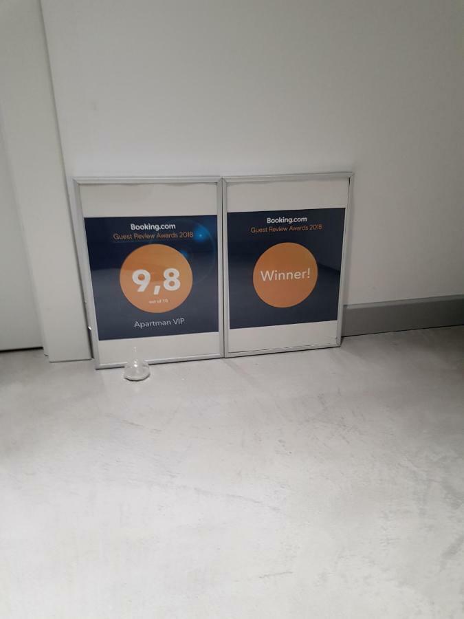 Apartman Vip, With Free Garage Parking Pula Bagian luar foto